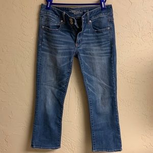 American Eagle Artist Crop jeans / size 6 / super stretch